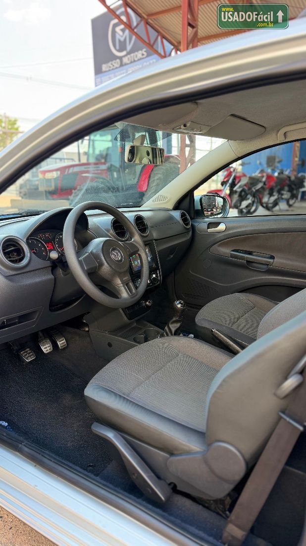 Volkswagen Saveiro CS 1.6 Mi Total Flex 2014/2014 — foto 10 de 12