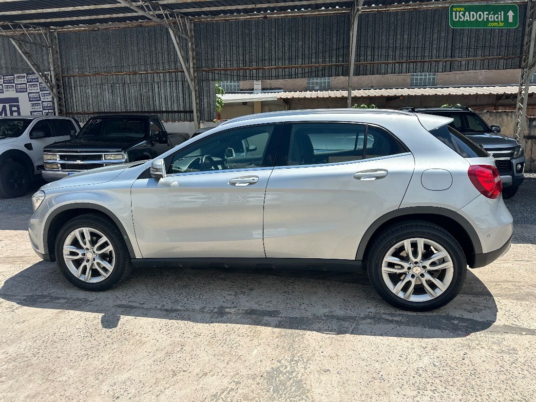 Mercedes-Benz GLA 200 Advance 1.6 Automático Flex 2016/2016 — foto 5 de 15