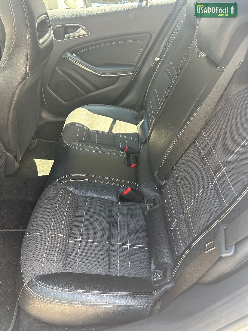 Mercedes-Benz GLA 200 Advance 1.6 Automático Flex 2016/2016 — foto 9 de 15
