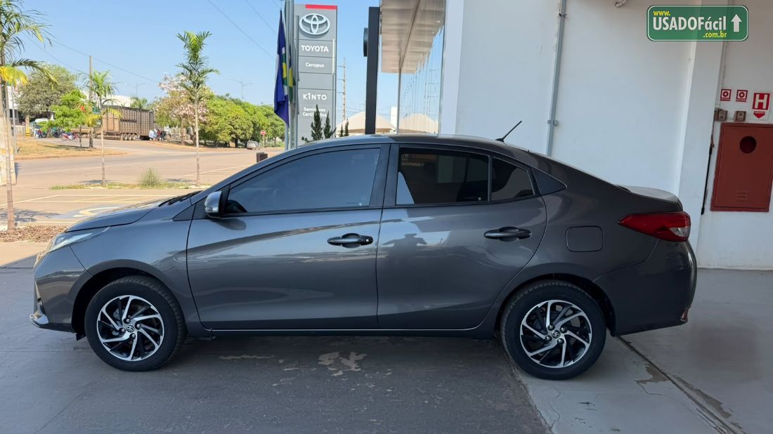 Toyota Yaris Sedan XLS 1.5 Automático Flex 2023/2024 — foto 4 de 16