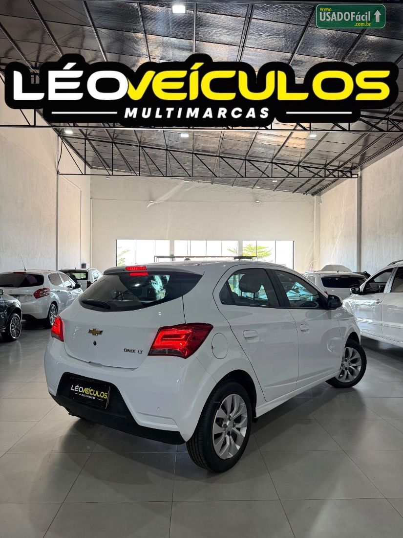 CHEVROLET/GM Onix Hatch LT 1.4 Automático Flex 2017/2017 — foto 10 de 14