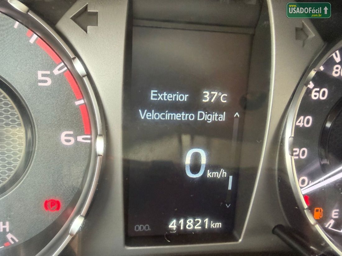 Toyota Hilux CS 4x4 2.8 TDI Mecânico Diesel 2024/2025 — foto 8 de 9