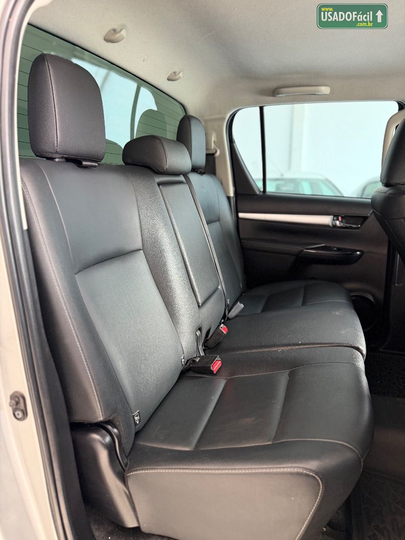 Toyota Hilux SRV CD 2.8 4x4 TDI Automático Diesel 2022/2022 — foto 12 de 18