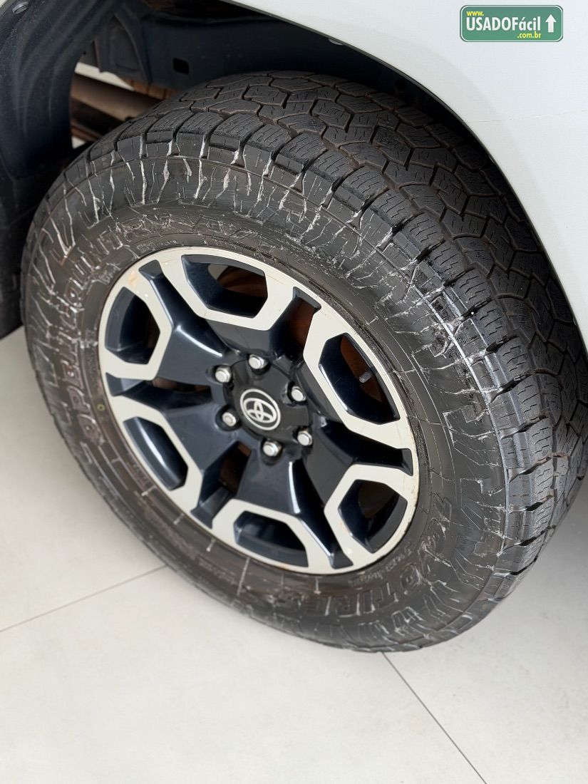 Toyota Hilux SRV CD 2.8 4x4 TDI Automático Diesel 2022/2022 — foto 16 de 18