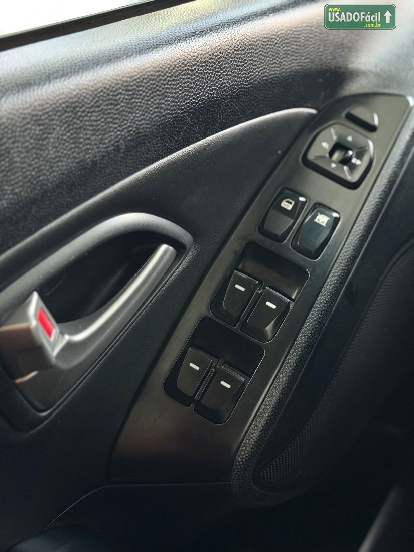 Hyundai IX35 GLS 2.0 2WD Automático Flex 2014/2015 — foto 18 de 19