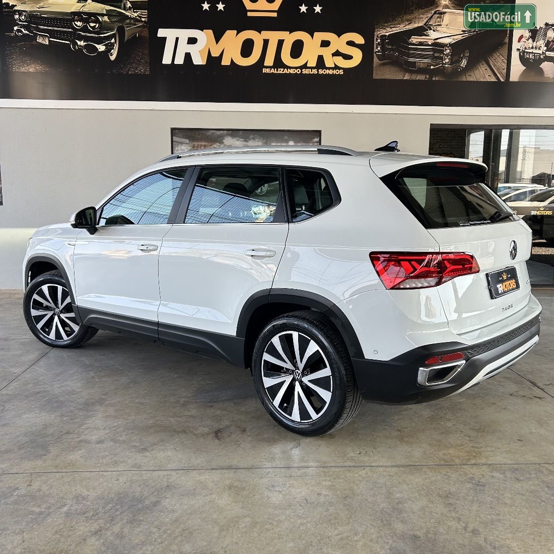 Volkswagen Taos Highline 250 TSI 1.4 Automático Flex 2023/2023 — foto 3 de 11