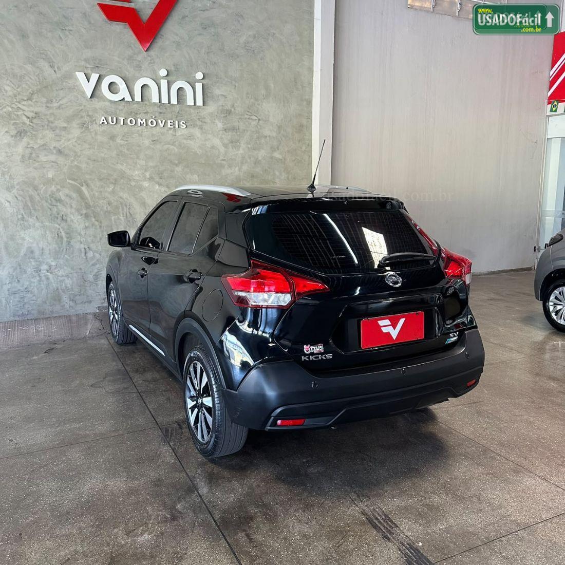 Nissan Kicks SV 1.6 Automático FlexStar 2017/2018 — foto 4 de 15