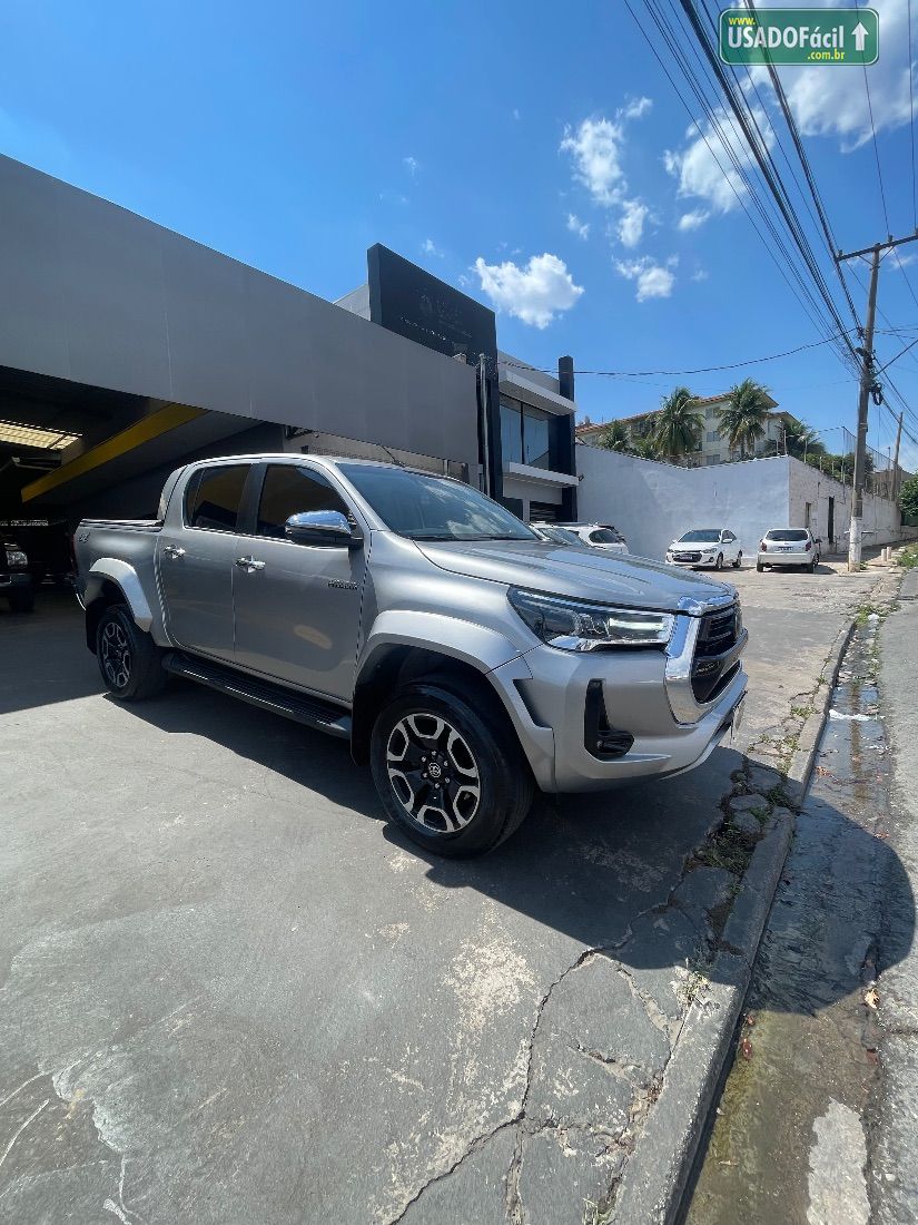 Toyota Hilux SRX Plus CD 2.8 4x4 TDI Automático Diesel 2024/2024 — foto 4 de 11