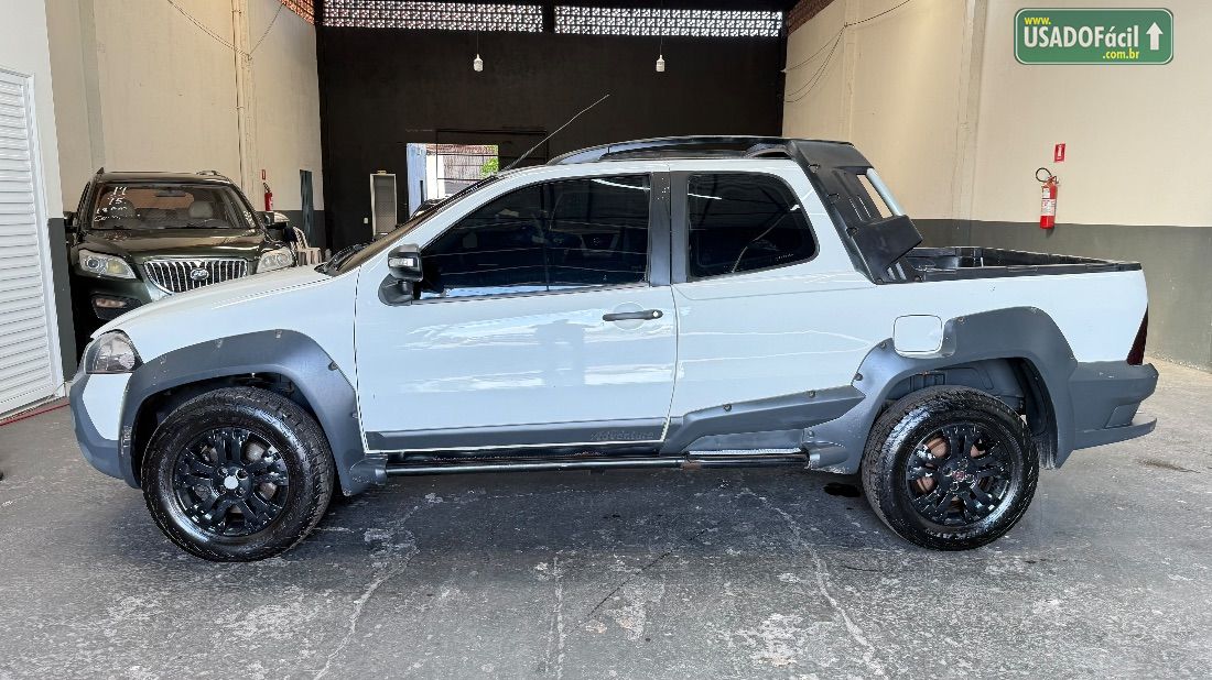 Fiat Strada Adventure Locker CD 1.8 Flex 2011/2011 — foto 7 de 13