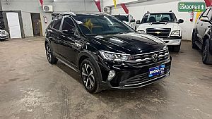 VOLKSWAGEN Nivus Highline 200 TSI Automático Flex