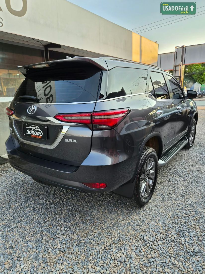 TOYOTA Hilux SW4 SRX 2.8 4x4 TDI Automático Diesel 2021/2021 — foto 4 de 15