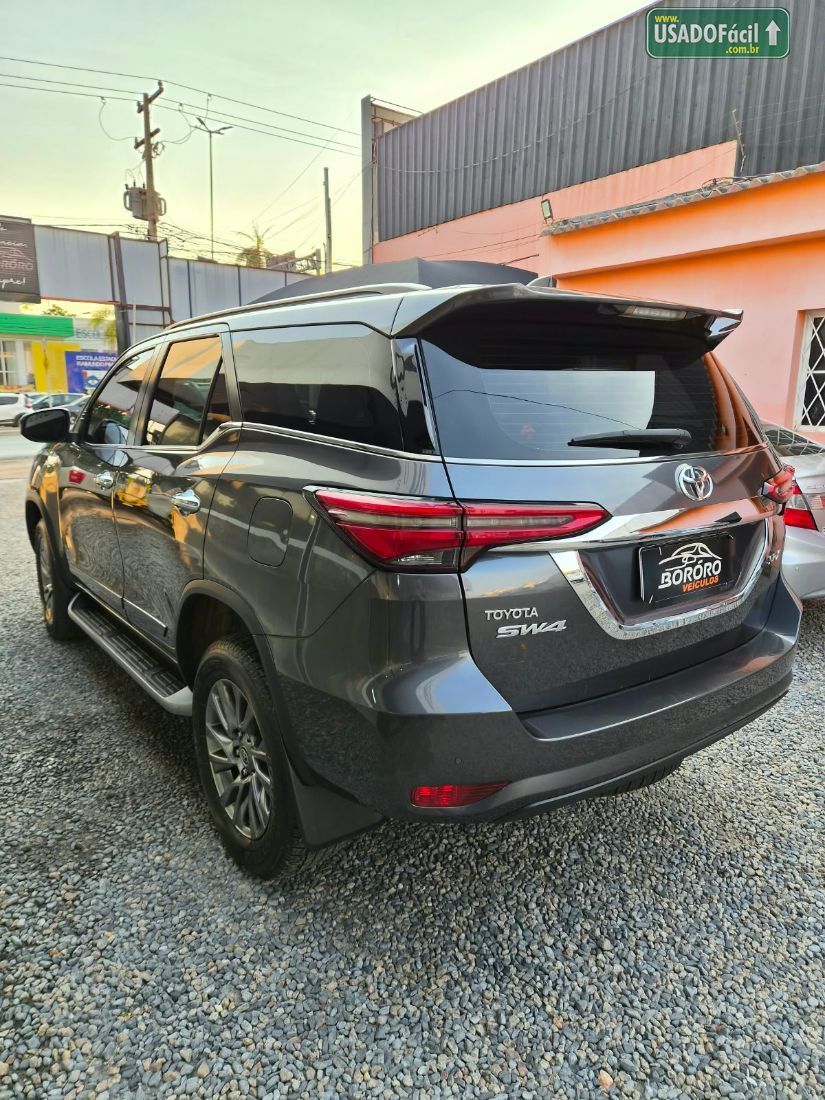 TOYOTA Hilux SW4 SRX 2.8 4x4 TDI Automático Diesel 2021/2021 — foto 6 de 15