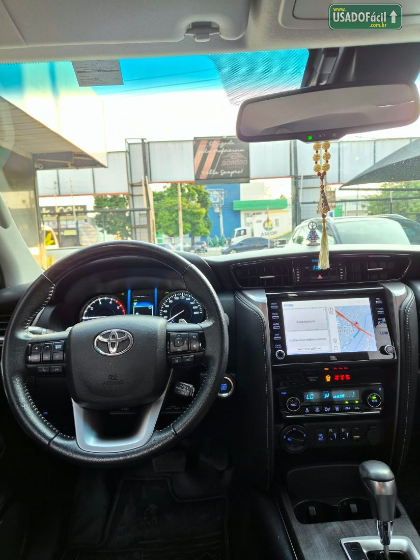 TOYOTA Hilux SW4 SRX 2.8 4x4 TDI Automático Diesel 2021/2021 — foto 9 de 15