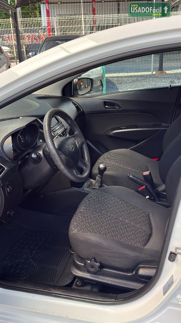 Hyundai HB20 Hatch Comfort 1.0 Flex 2016/2016 — foto 11 de 16
