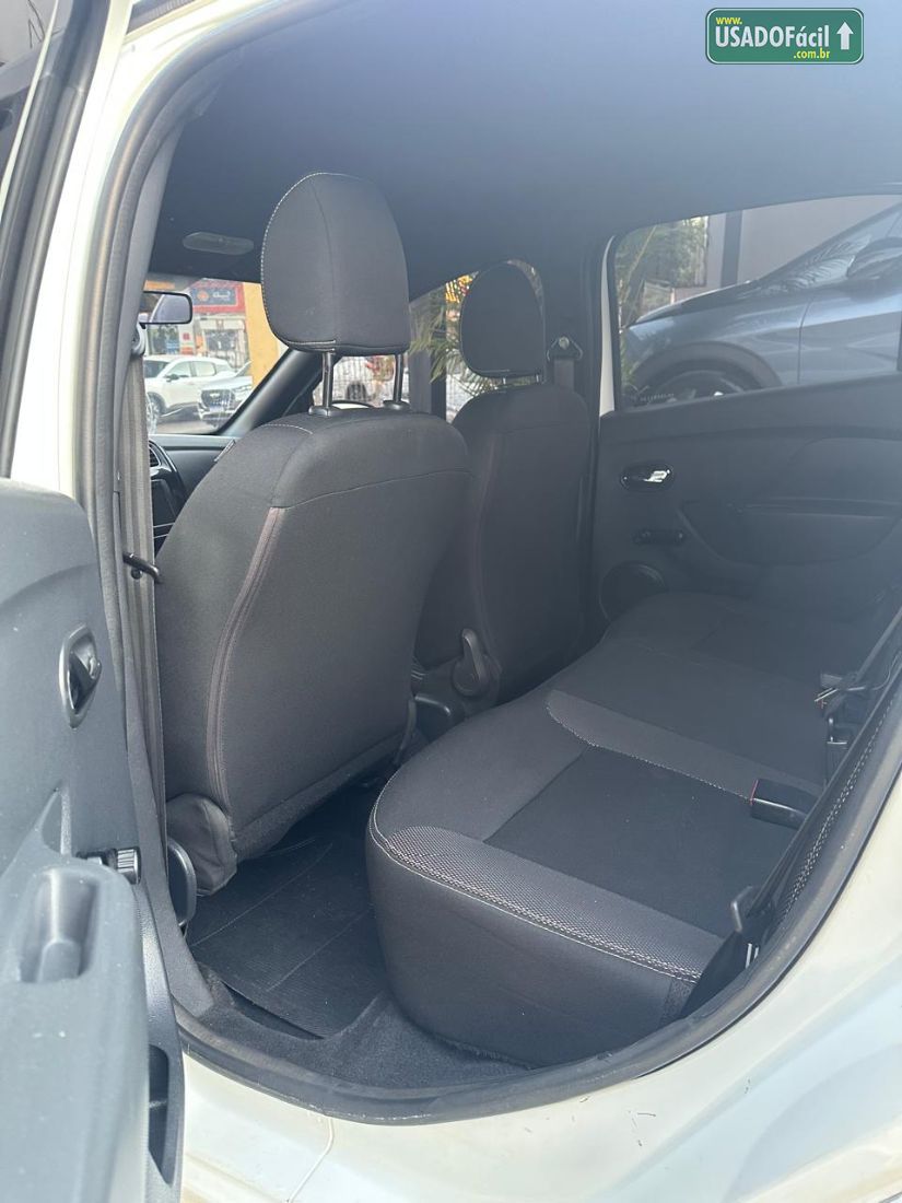 Renault Logan Zen 1.0 Mecânico Flex 2020/2021 — foto 8 de 10