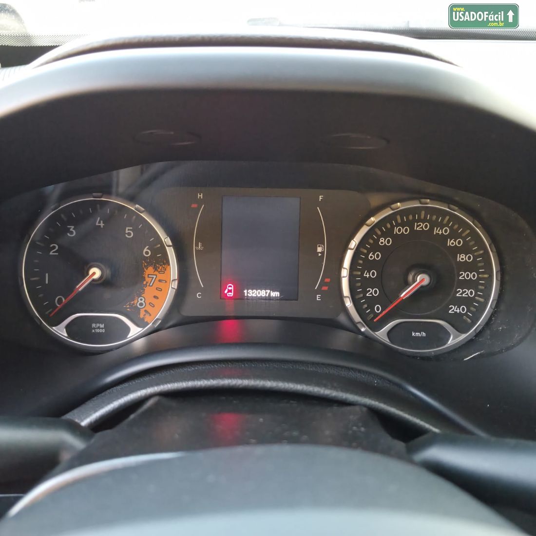 Jeep Renegade Sport 1.8 4x2 Automático Flex 2018/2018 — foto 14 de 16