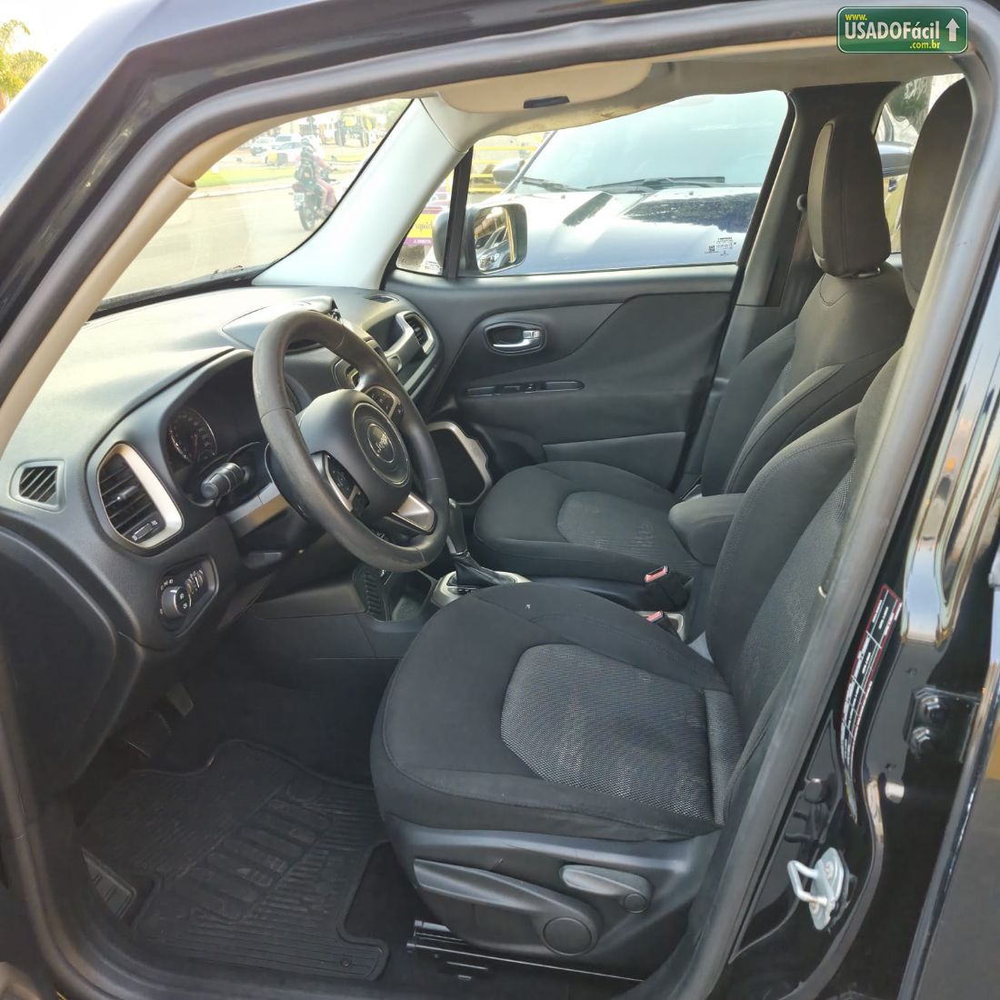 Jeep Renegade Sport 1.8 4x2 Automático Flex 2018/2018 — foto 9 de 16