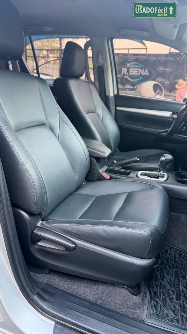 Toyota Hilux SRV CD 2.7 4x4 Automático Flex 2017/2018 — foto 13 de 15