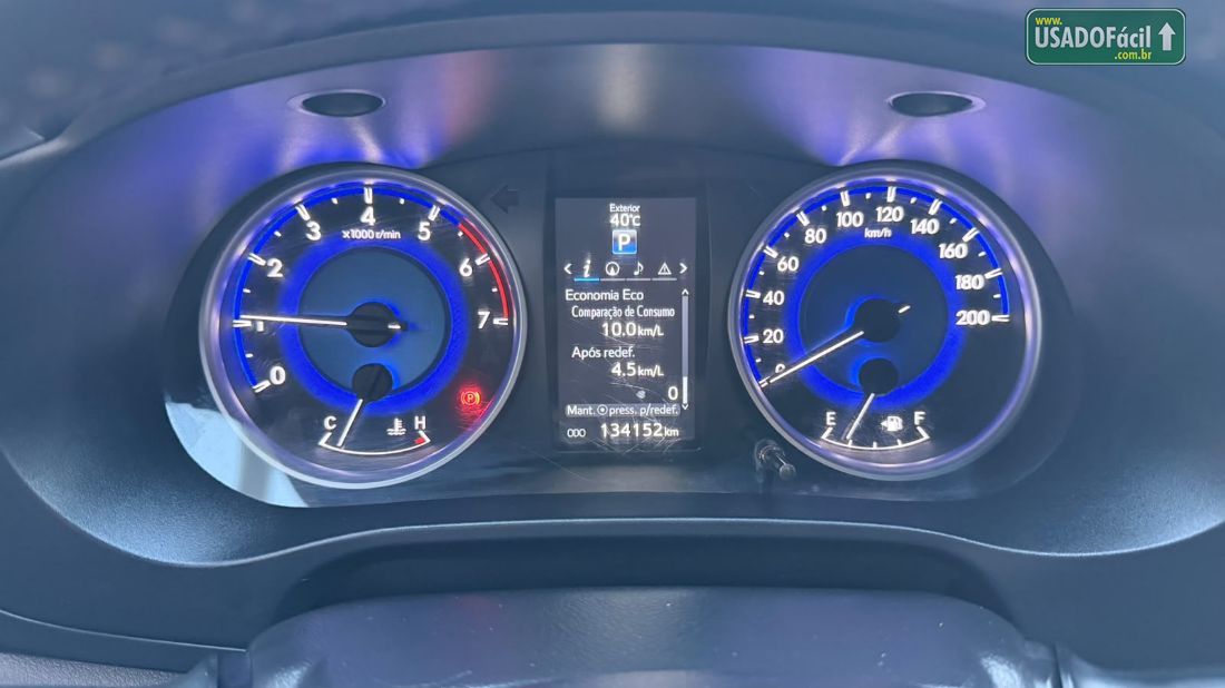 Toyota Hilux SRV CD 2.7 4x4 Automático Flex 2017/2018 — foto 9 de 15