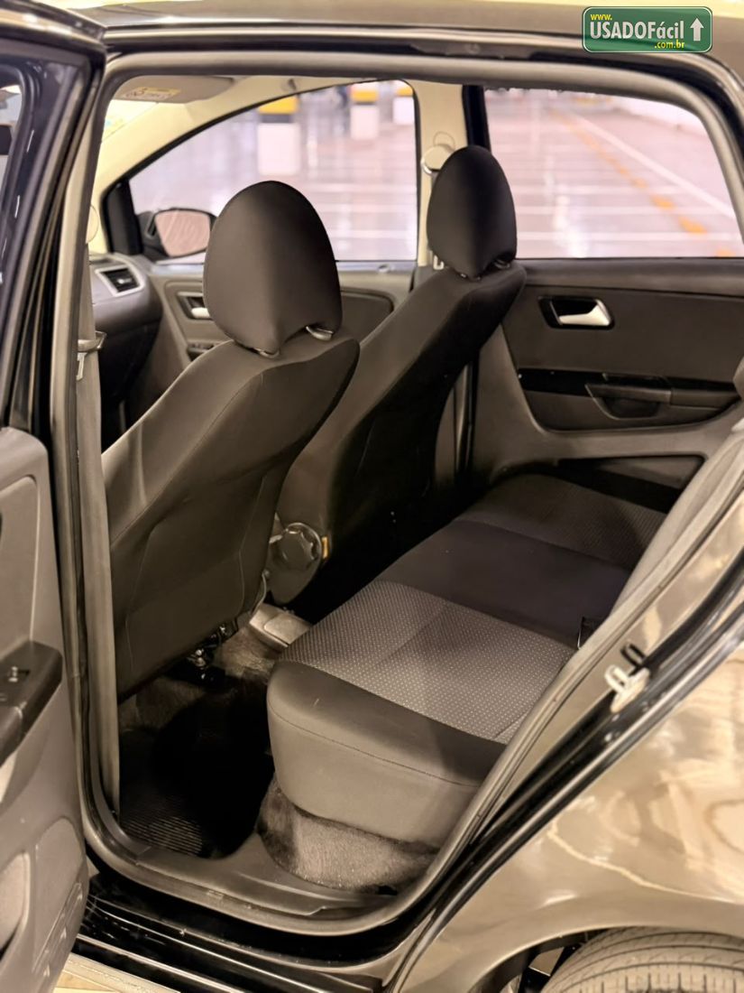 Volkswagen Fox Connect 1.6 4P Flex 2021/2022 — foto 14 de 20