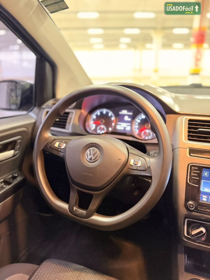 Volkswagen Fox Connect 1.6 4P Flex 2021/2022 — foto 4 de 20