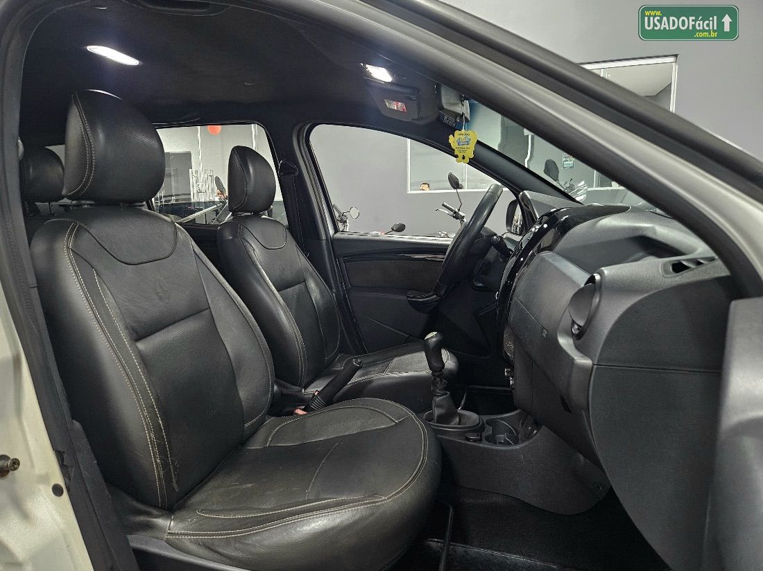 Renault Duster Dynamique 1.6 Mecânico Flex 2016/2017 — foto 9 de 17