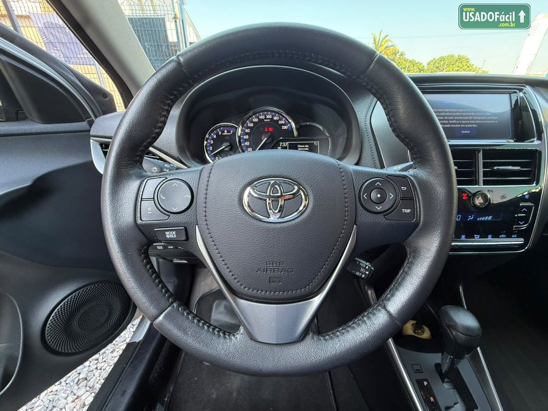 Toyota Yaris Sedan XS 1.5 Automático Flex 2022/2023 — foto 14 de 28