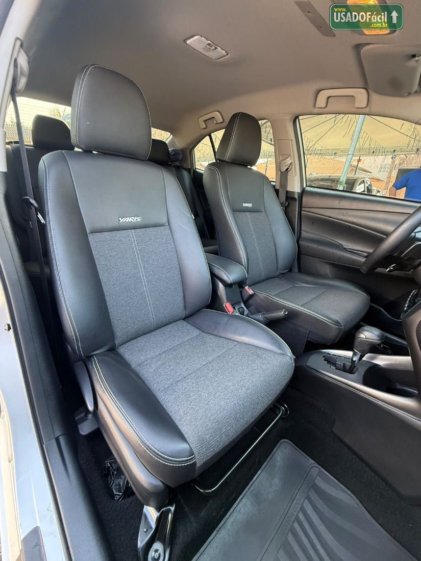 Toyota Yaris Sedan XS 1.5 Automático Flex 2022/2023 — foto 20 de 28