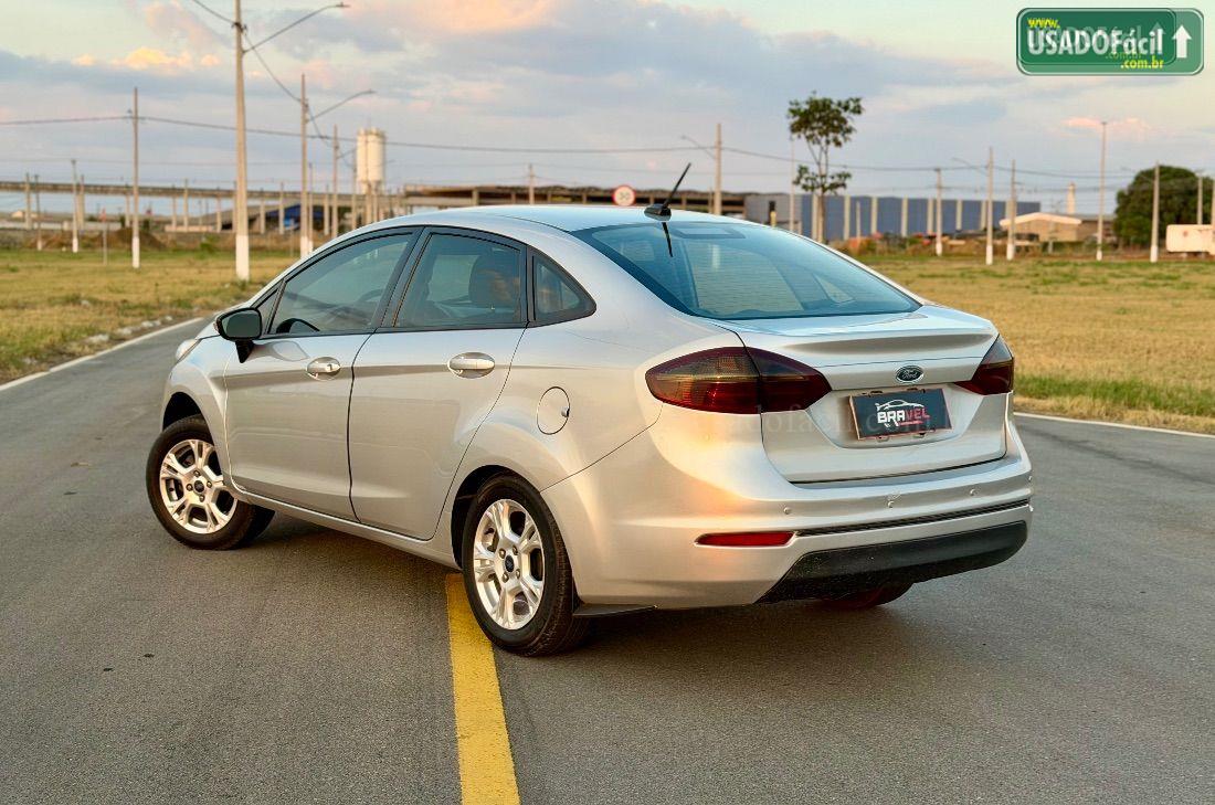 FORD Fiesta Sedan 1.6 Automático Flex 2013/2014 — foto 2 de 10