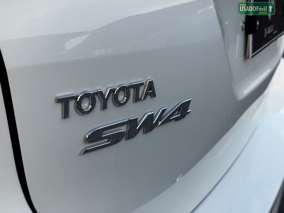 Toyota Hilux SW4 SRV 4x2 2.7 Automático Flex 2021/2021 — foto 18 de 23