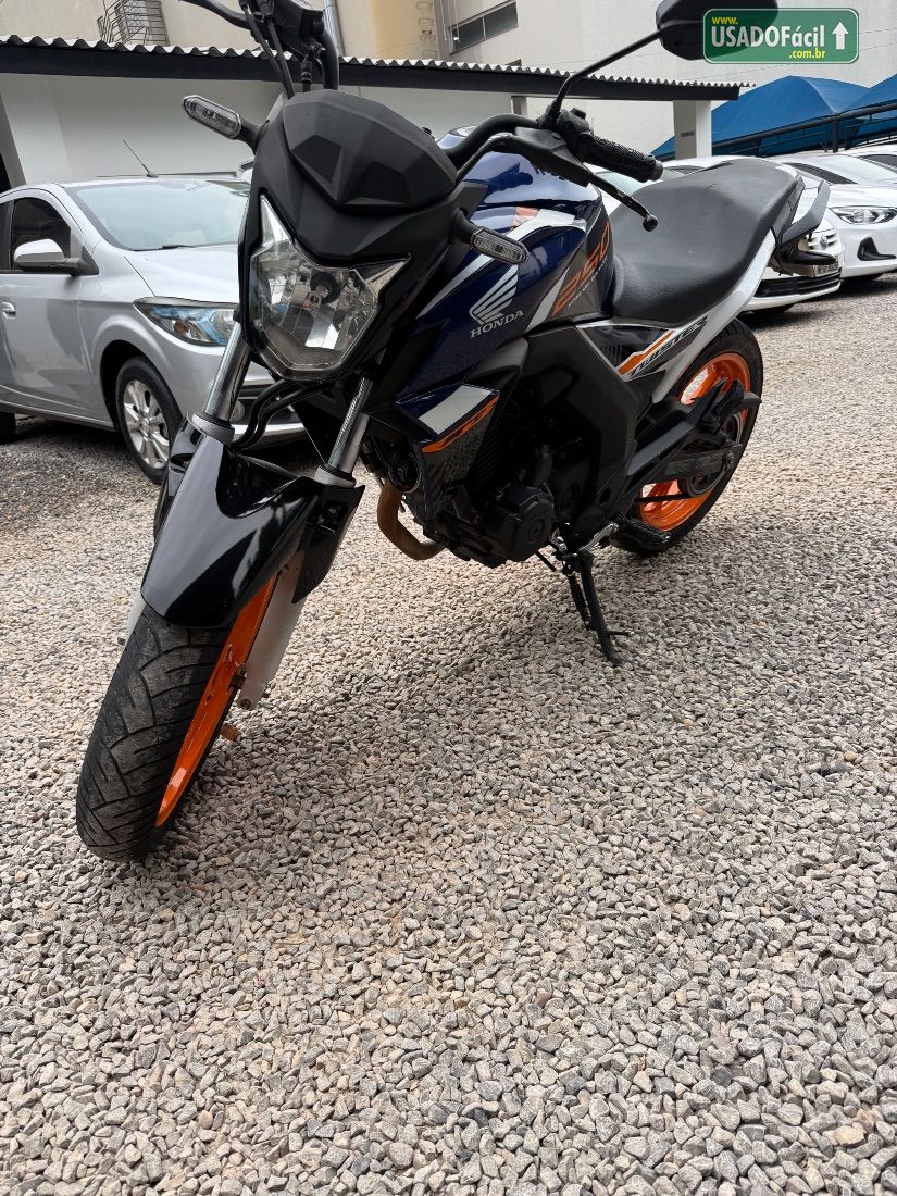 Honda CB 250 Twister 2020/2020 — foto 5 de 5