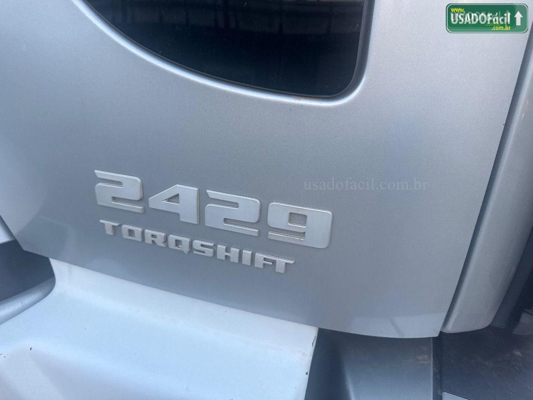 FORD Cargo 2429 E 6x2 Turbo 2P Diesel E5 2016/2017 — foto 3 de 5