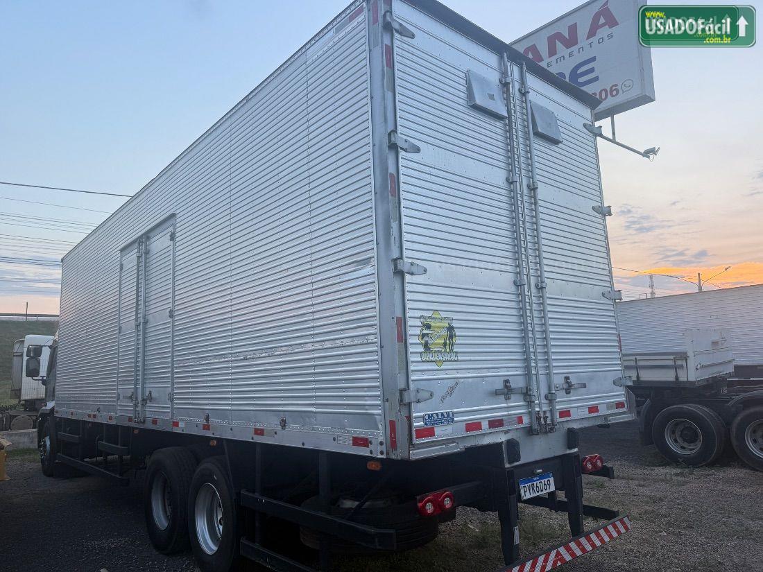 FORD Cargo 2429 E 6x2 Turbo 2P Diesel E5 2016/2017 — foto 4 de 5
