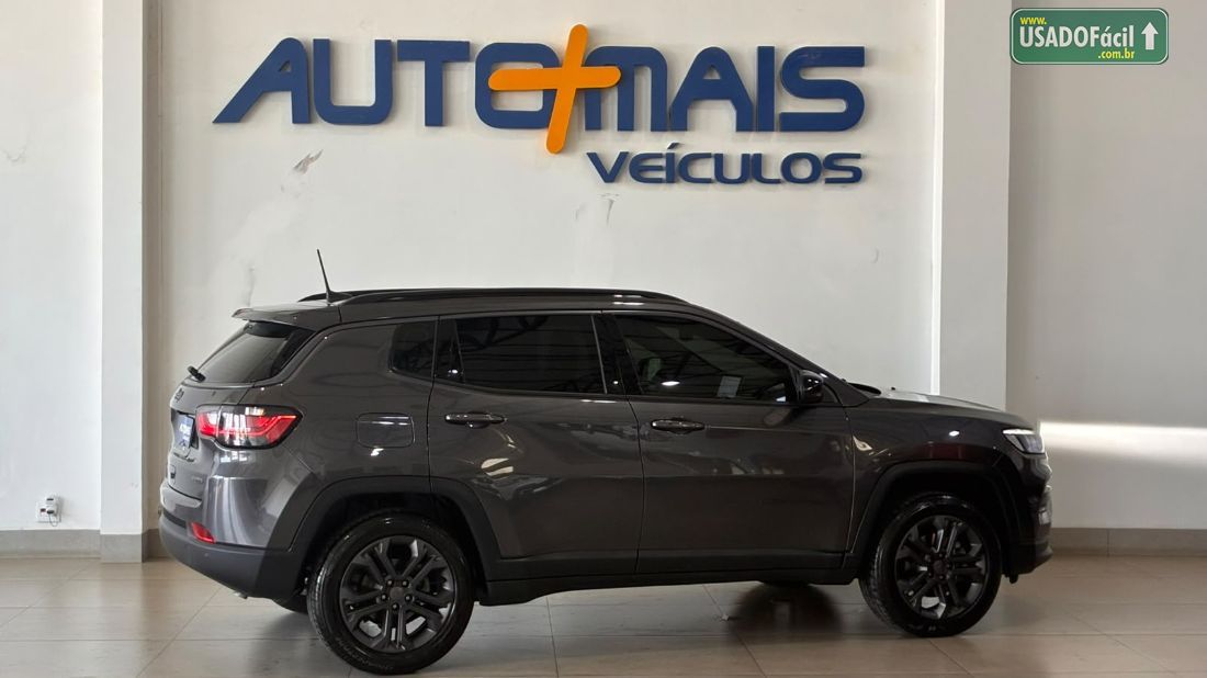 Jeep Compass Longitude Night Eagle 1.3 4x2 Automático Flex 2025/2026 — foto 14 de 15