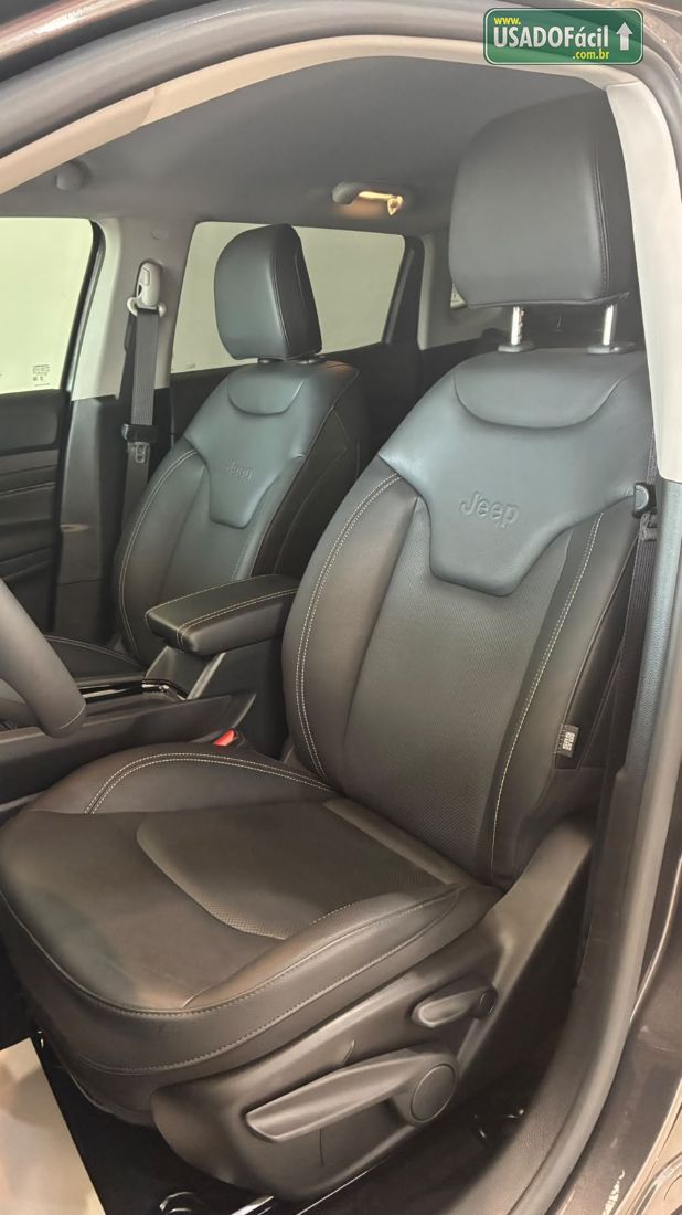 Jeep Compass Longitude Night Eagle 1.3 4x2 Automático Flex 2025/2026 — foto 8 de 15
