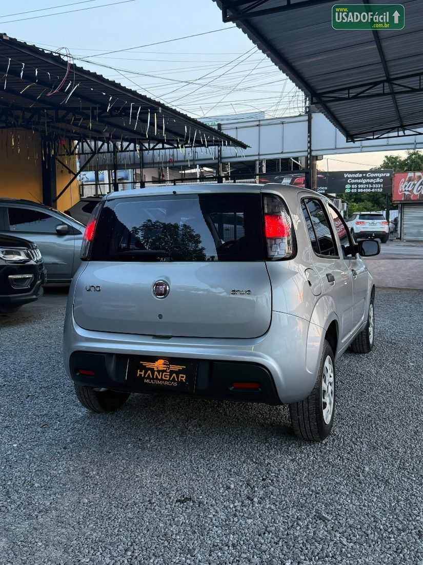 Fiat Uno Drive 1.0 Flex 5P 2017/2018 — foto 6 de 10