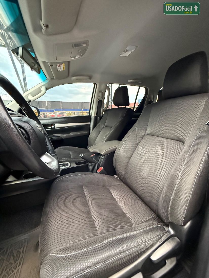Toyota Hilux SR CD 2.8 4X4 TDI Automático Diesel 2024/2025 — foto 13 de 13