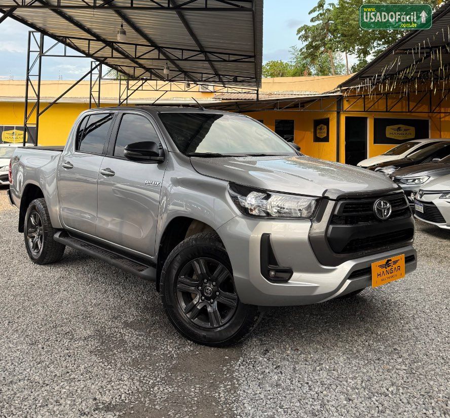 Toyota Hilux SR CD 2.8 4X4 TDI Automático Diesel