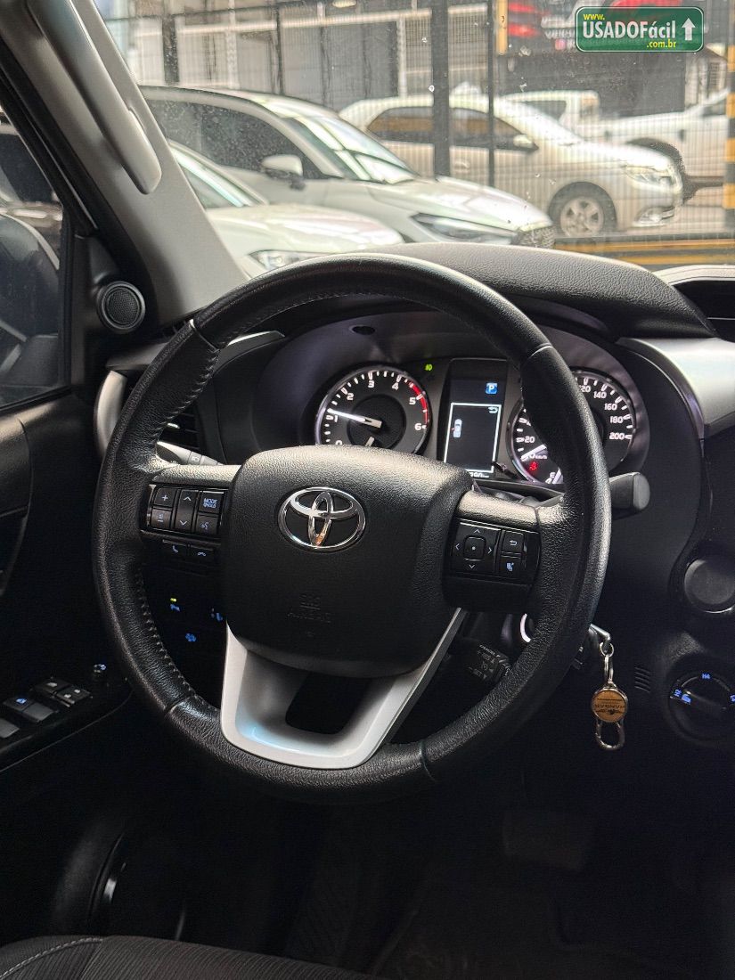 Toyota Hilux SR CD 2.8 4X4 TDI Automático Diesel 2024/2025 — foto 5 de 13