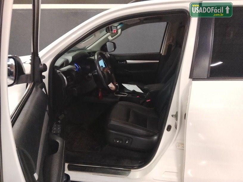 Toyota Hilux SRV CD 2.7 4x4 Automático Flex 2017/2017 — foto 9 de 9