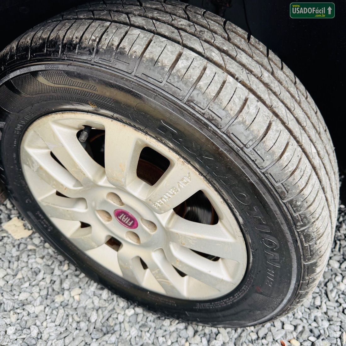 Fiat Strada Adventure CD 1.8 Dualogic Flex 2013/2014 — foto 22 de 23