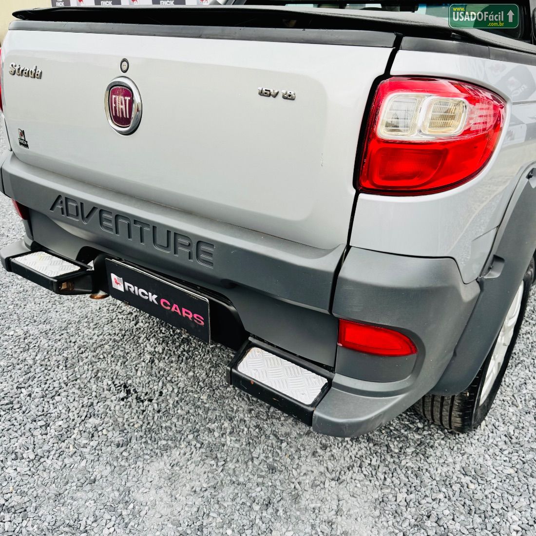 Fiat Strada Adventure CD 1.8 Dualogic Flex 2013/2014 — foto 8 de 23