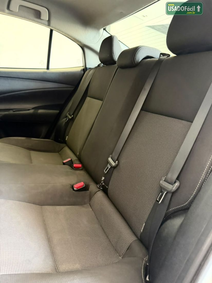Toyota Yaris Sedan XL 1.5 Automático Flex 2023/2024 — foto 14 de 14