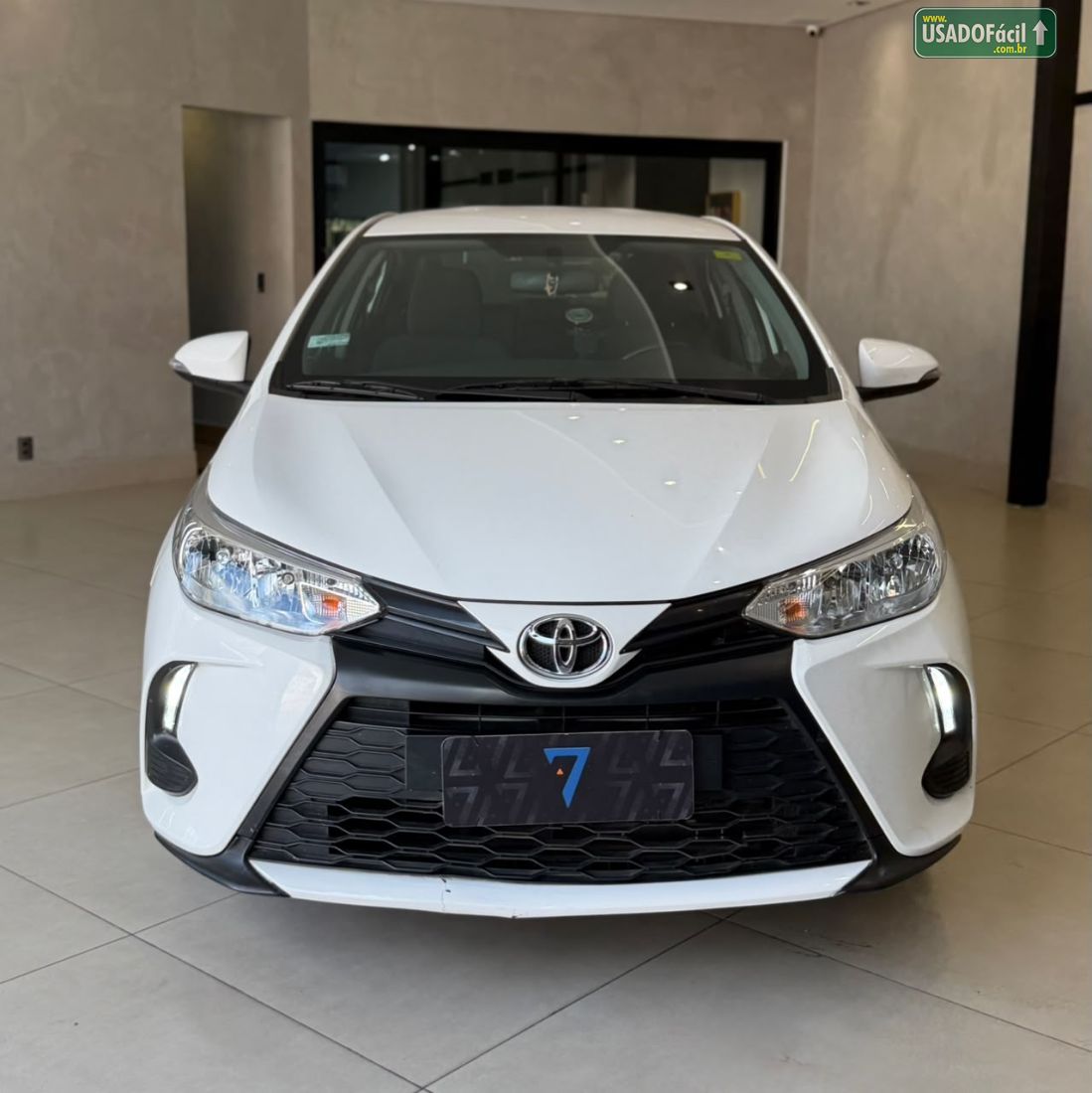 Toyota Yaris Sedan XL 1.5 Automático Flex 2023/2024 — foto 2 de 14