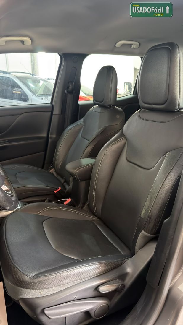 Jeep Renegade Limited 1.8 4X2 Automático Flex 2018/2019 — foto 6 de 10
