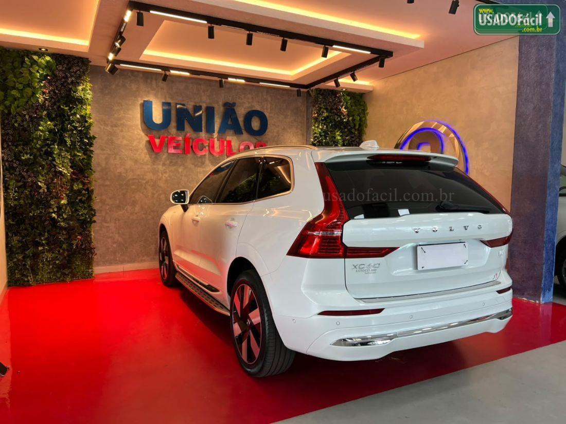 VOLVO Volvo XC 60 T-8 Ultimate 2.0 AWD Híbrido 2023/2024 — foto 4 de 11