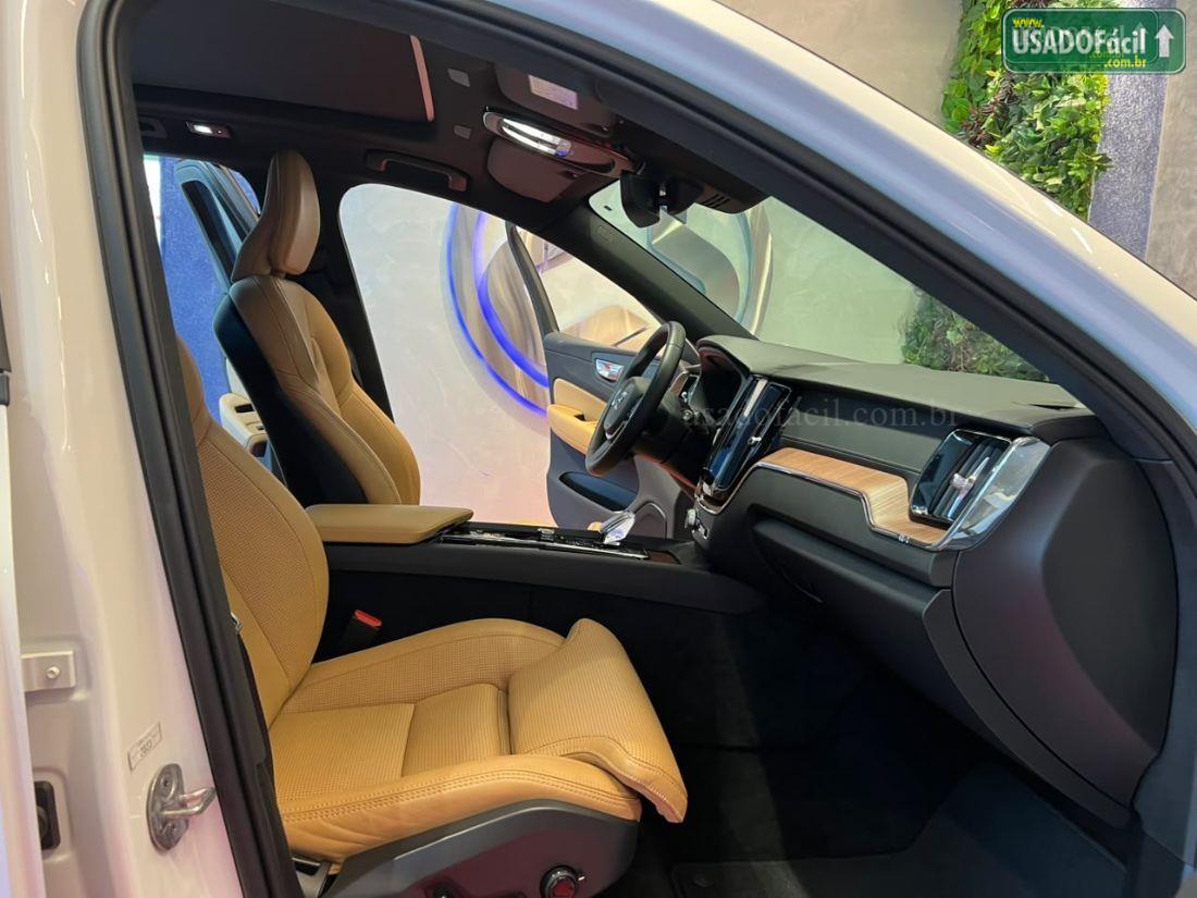 VOLVO Volvo XC 60 T-8 Ultimate 2.0 AWD Híbrido 2023/2024 — foto 10 de 11