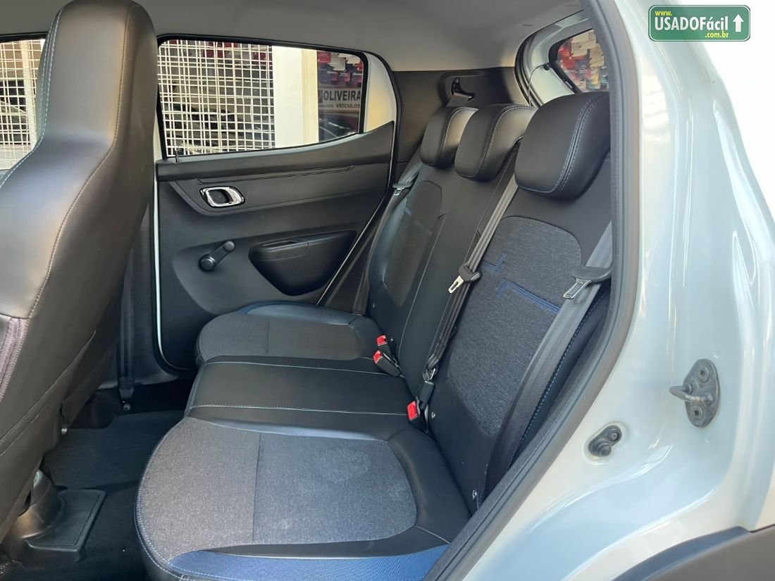 Renault Kwid Intense 1.0 Mecânico Flex 2022/2023 — foto 10 de 22