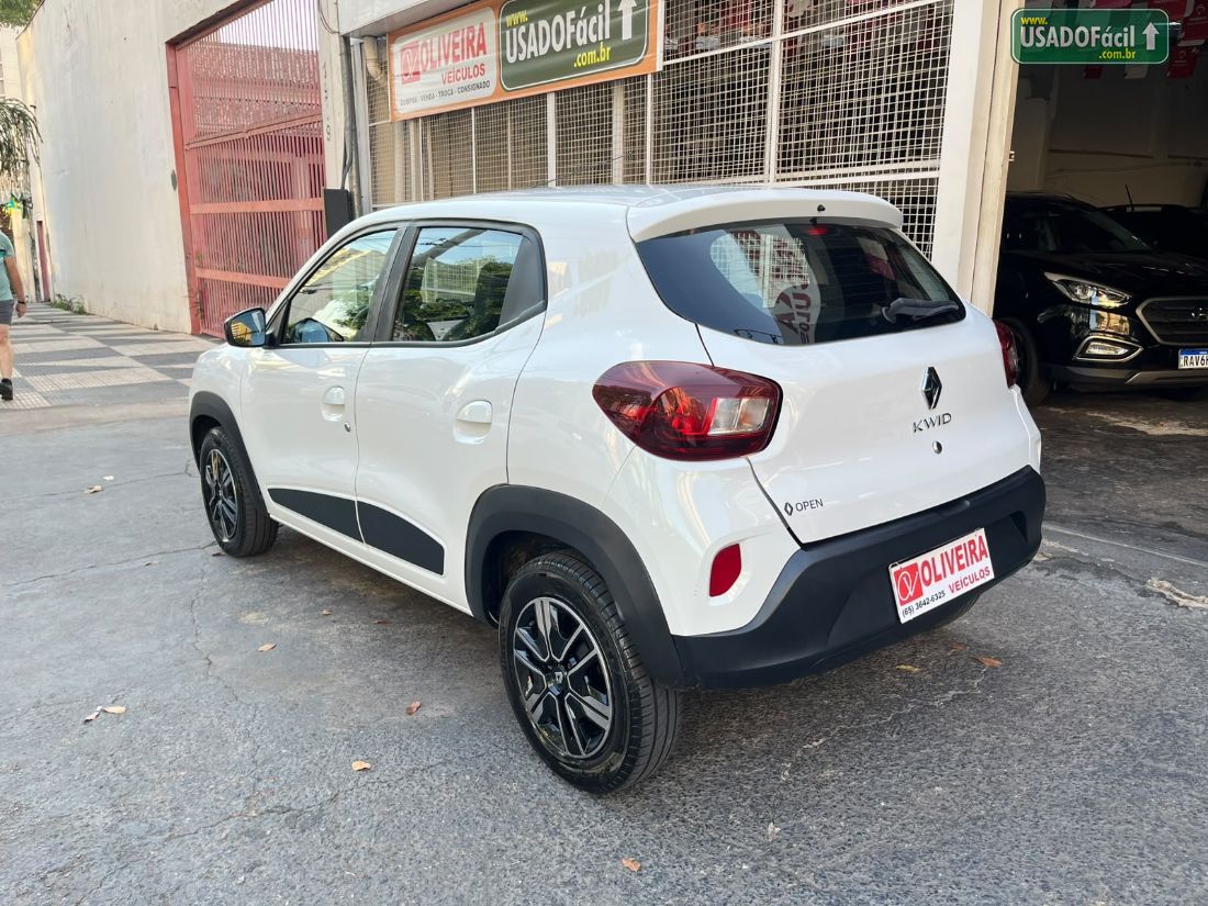 Renault Kwid Intense 1.0 Mecânico Flex 2022/2023 — foto 6 de 22