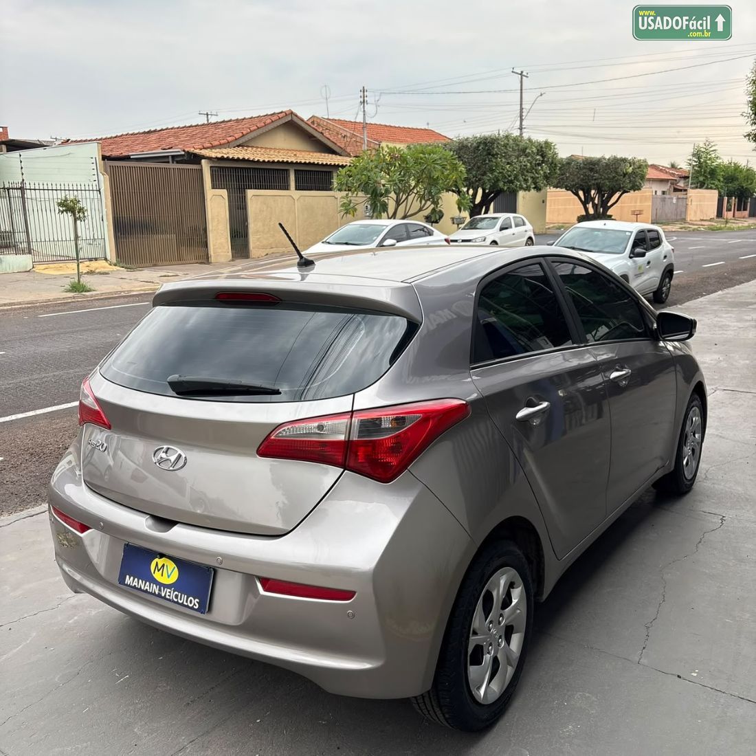 Hyundai HB20 Hatch Comfort 1.0 Flex 2017/2017 — foto 5 de 8